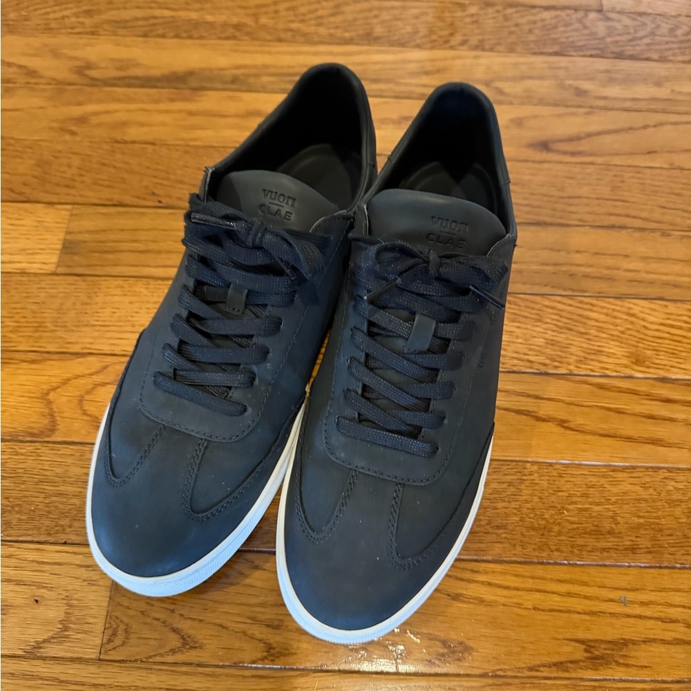 Vuori x Clae Deane Vegan Black
